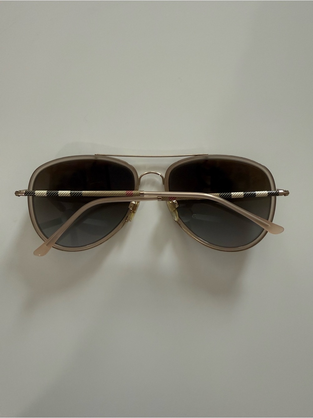 Burberry BE3090Q Sunglasses Aviator with Classic Plaid Arms gold/pink/brown
